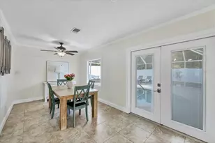 5334 San Jose Dr, Sarasota, FL 34235 - Photo 7