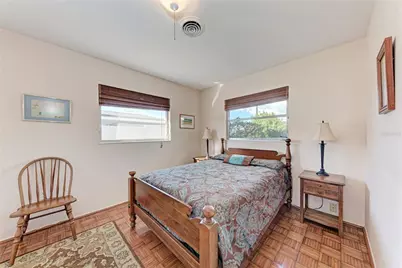 563 Oxford Drive, Venice, FL 34293 - Photo 19