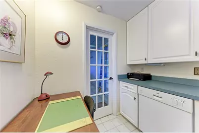 563 Oxford Drive, Venice, FL 34293 - Photo 23