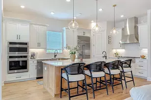 16306 Isola Pl, Lakewood Ranch, FL 34211 - Photo 19