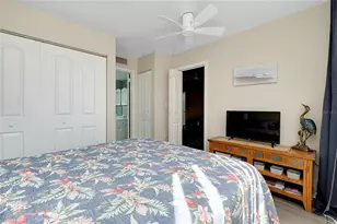 612 Bird Bay Dr S, Venice, FL 34285 - Photo 31