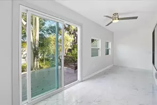 3205 Golden Eagle Ln, Sarasota, FL 34231 - Photo 29