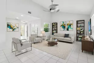 3205 Golden Eagle Ln, Sarasota, FL 34231 - Photo 3