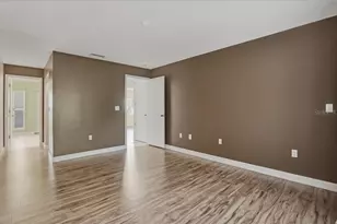 3205 Golden Eagle Ln, Sarasota, FL 34231 - Photo 23