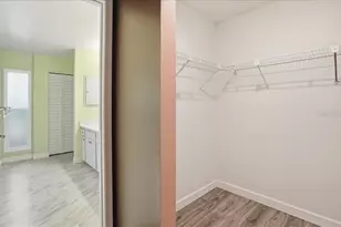 3205 Golden Eagle Ln, Sarasota, FL 34231 - Photo 31