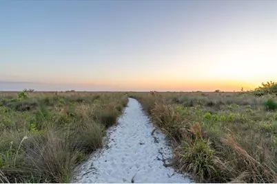 3205 Golden Eagle Lane, Sarasota, FL 34231 - Photo 49