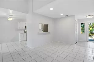 3205 Golden Eagle Ln, Sarasota, FL 34231 - Photo 13