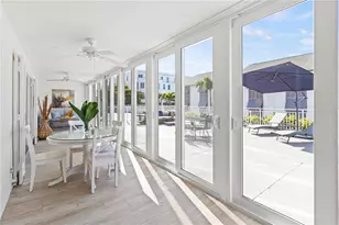 1055 W Peppertree Dr, Sarasota, FL 34242 - Photo 31