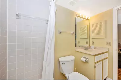 5219 Lake Village Drive #21, Sarasota, FL 34235 - Photo 33