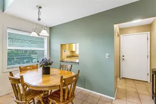 5003 Village Gardens Dr, Sarasota, FL 34234 - Photo 11