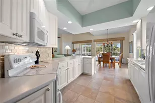 7662 Uliva Way, Sarasota, FL 34238 - Photo 7