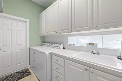 7662 Uliva Way, Sarasota, FL 34238 - Photo 21