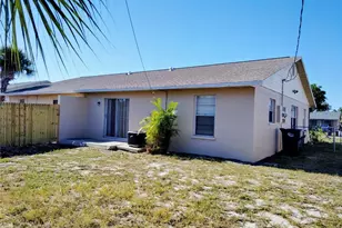 4027 61st St W, Bradenton, FL 34209 - Photo 3