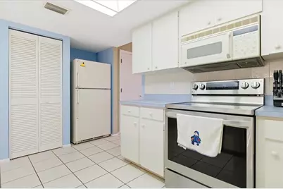 771 Vivienda South Court #9, Venice, FL 34293 - Photo 21