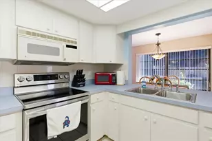 771 Vivienda S Ct, Venice, FL 34293 - Photo 19