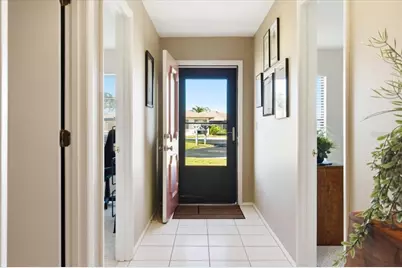 771 Vivienda South Court #9, Venice, FL 34293 - Photo 9