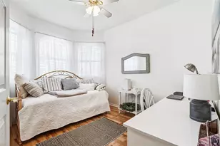 1858 Vamo Dr, Sarasota, FL 34231 - Photo 3