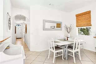 1858 Vamo Dr, Sarasota, FL 34231 - Photo 13