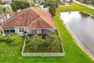 20952 Amanda Oak Ct, Land O Lakes, FL 34638 - Photo 3