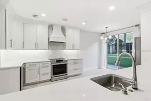 6536 Moorings Point Cir, Lakewood Ranch, FL 34202 - Photo 15