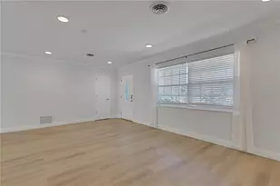 3856 Tarpon Road NE, Venice, FL 34293 - Photo 9