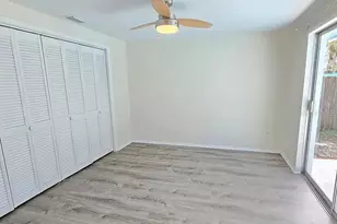 2019 Chippawa Pl, Sarasota, FL 34234 - Photo 17