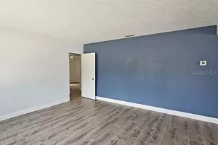 2019 Chippawa Pl, Sarasota, FL 34234 - Photo 13