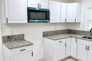 3424 16th St E, Bradenton, FL 34208 - Photo 3