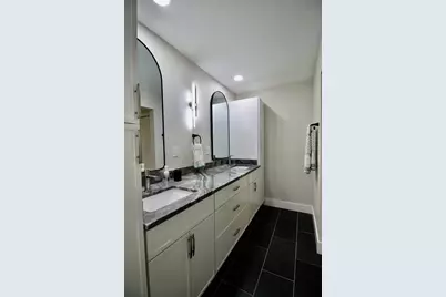 3174 Jennings Drive, Sarasota, FL 34239 - Photo 15