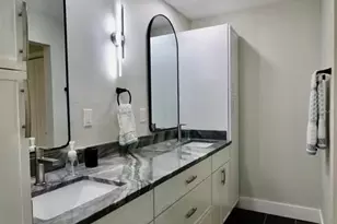 3174 Jennings Dr, Sarasota, FL 34239 - Photo 15