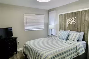 3174 Jennings Dr, Sarasota, FL 34239 - Photo 27