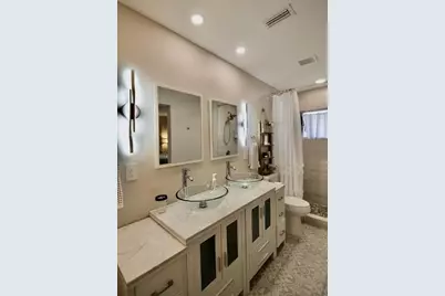 3174 Jennings Drive, Sarasota, FL 34239 - Photo 33