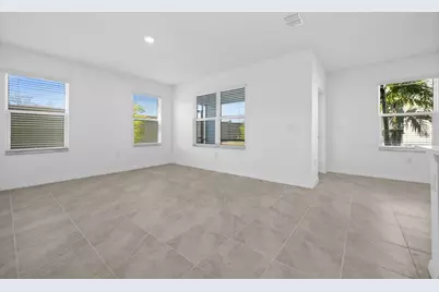 5429 Tripoli Drive, Palmetto, FL 34221 - Photo 9