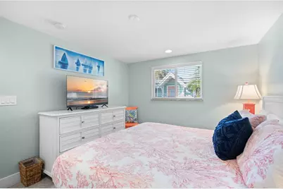 3007 Avenue E #A, Holmes Beach, FL 34217 - Photo 13