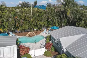 3007 Avenue E, Holmes Beach, FL 34217 - Photo 29