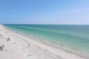 3007 Avenue E, Holmes Beach, FL 34217 - Photo 1