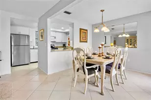 5218 Marsh Field Ln, Sarasota, FL 34235 - Photo 11