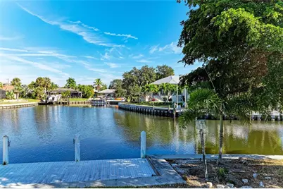 5353 Cape Leyte Drive, Sarasota, FL 34242 - Photo 3
