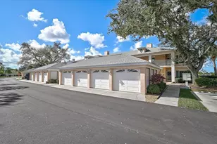 4219 Caddie Dr E, Bradenton, FL 34203 - Photo 3