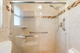 3621 S Lockwood Ridge Rd, Sarasota, FL 34239 - Photo 17