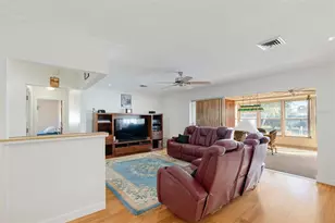 3621 S Lockwood Ridge Rd, Sarasota, FL 34239 - Photo 9