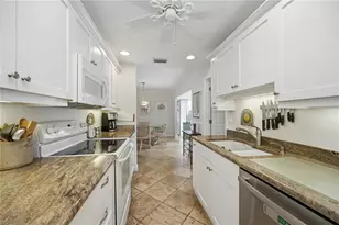 6005 Midnight Pass Rd, Sarasota, FL 34242 - Photo 13