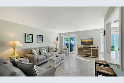 10125 W Manatee Avenue W #D2, Bradenton, FL 34209 - Photo 5