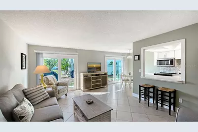 10125 W Manatee Avenue W #D2, Bradenton, FL 34209 - Photo 3