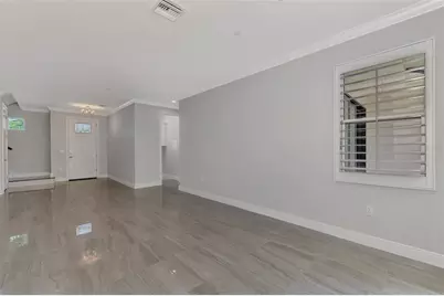 906 E Venice Avenue, Venice, FL 34285 - Photo 13