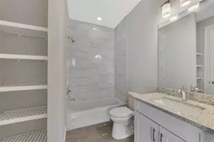 906 E Venice Ave, Venice, FL 34285 - Photo 39