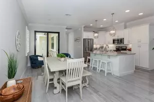906 E Venice Ave, Venice, FL 34285 - Photo 7