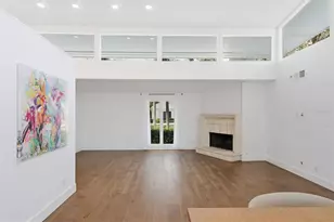 425 Partridge Cir, Sarasota, FL 34236 - Photo 11