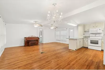 5205 5th Street E, Bradenton, FL 34203 - Photo 7