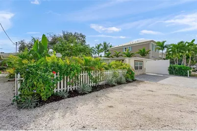 1240 Solitude Lane, Sarasota, FL 34242 - Photo 53